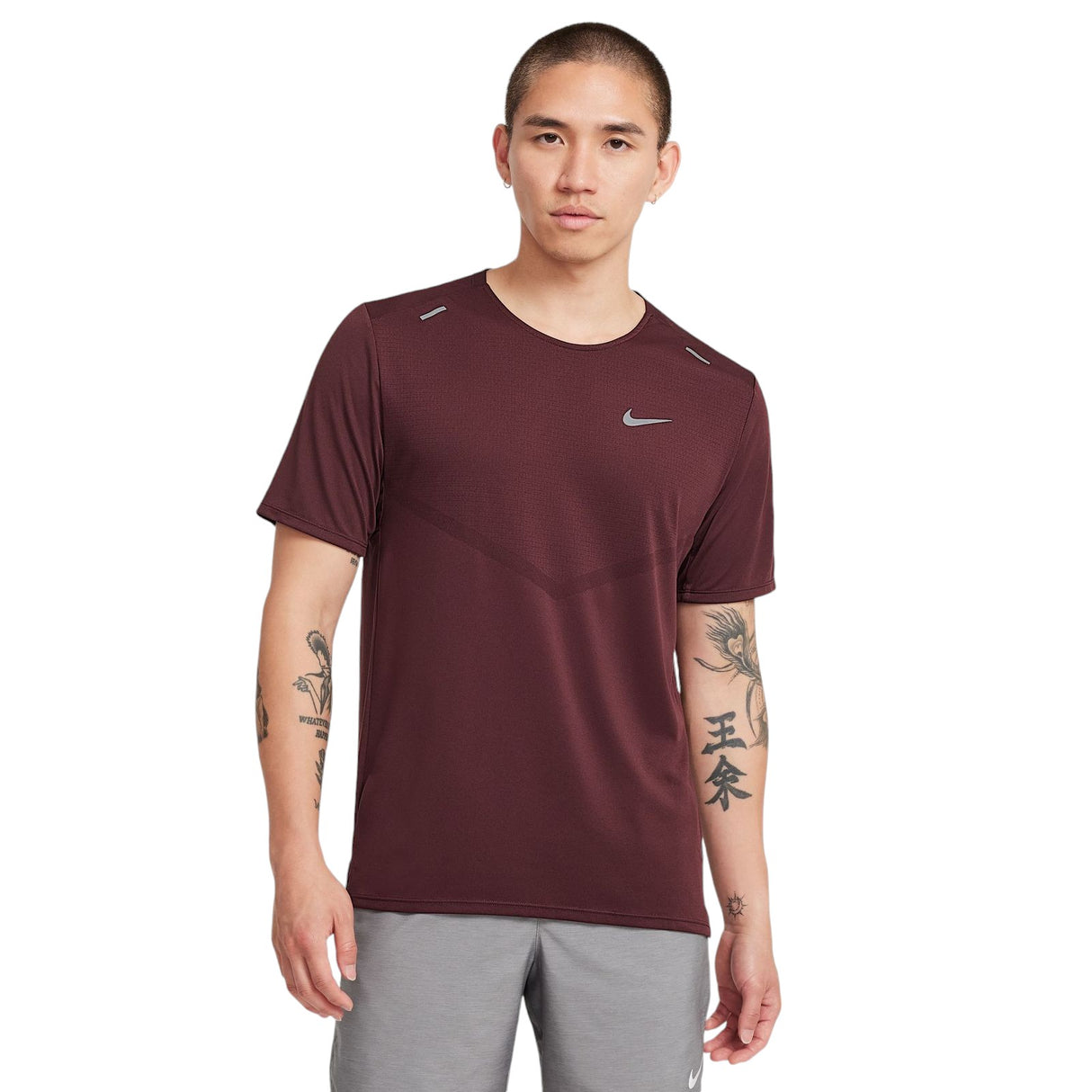 Nike Mens Dri-FIT Rise 365 T-Shirt