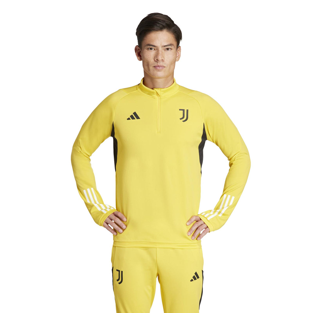 adidas Juventus 2023/24 Training Quarter-Zip Top