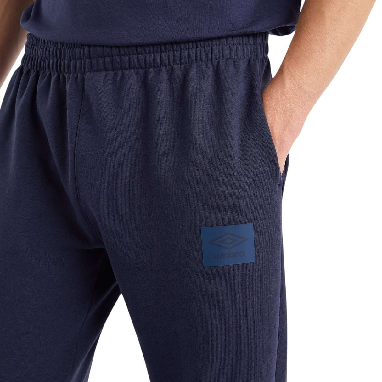 Umbro Relaxed Mens Tapered Joggers