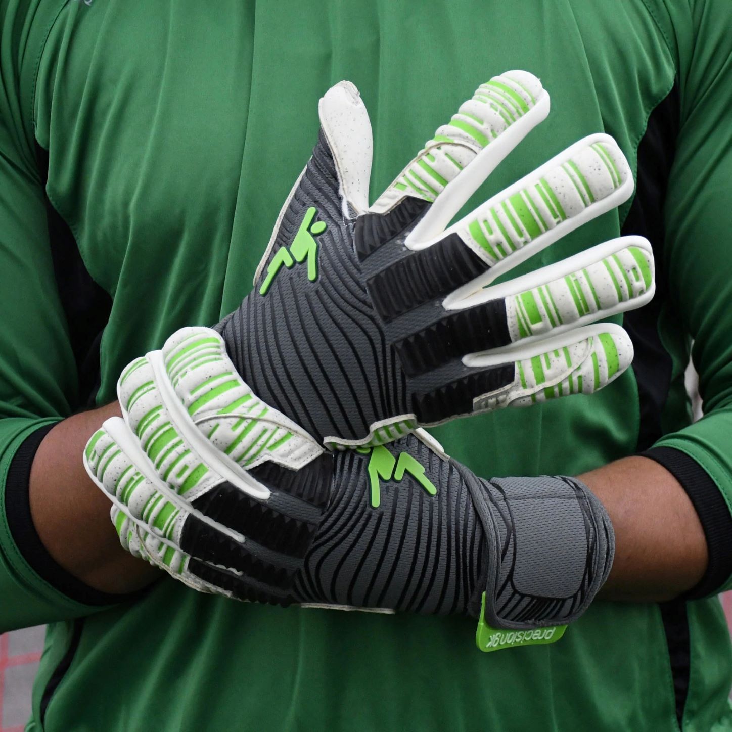 Precision Elite 2.0 Quartz Goalkeeper Gloves