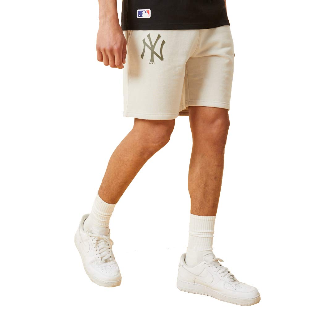 New Era New York Yankees Team Logo Stone Shorts