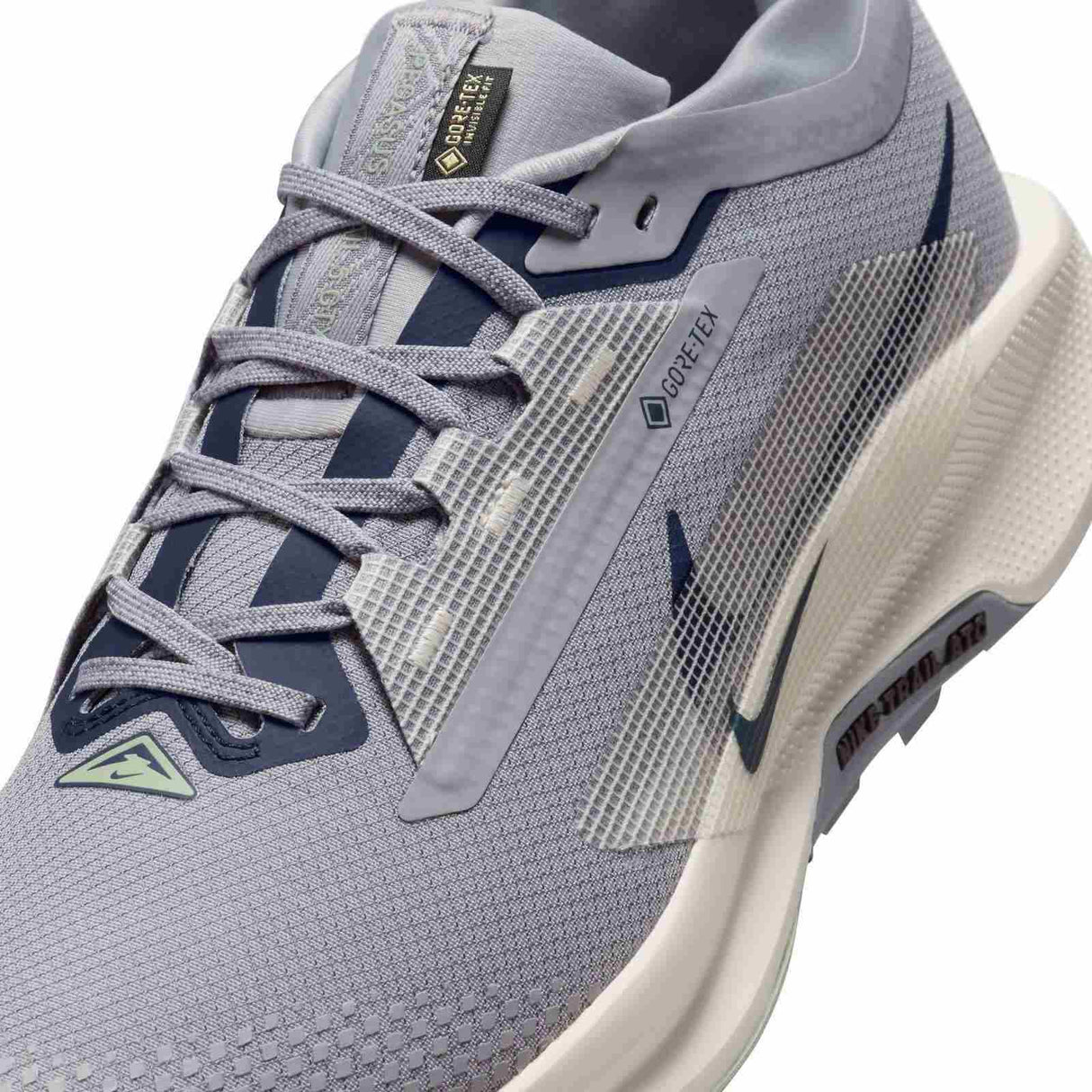 Nike Pegasus Trail 5 GORE-TEX Mens Waterproof Trail Running Shoes