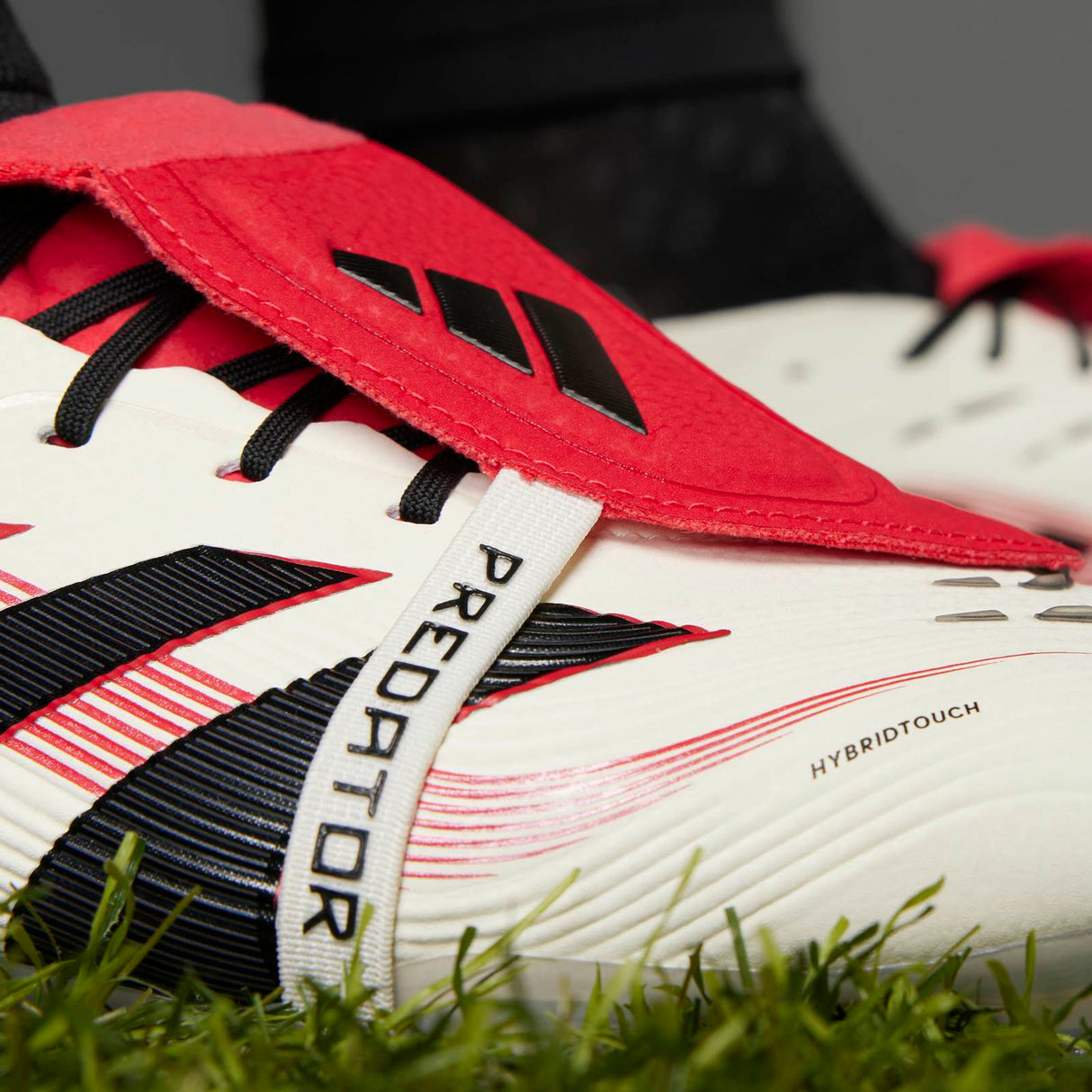 adidas Predator Elite Fold-Over Tongue Firm Ground Football Boots